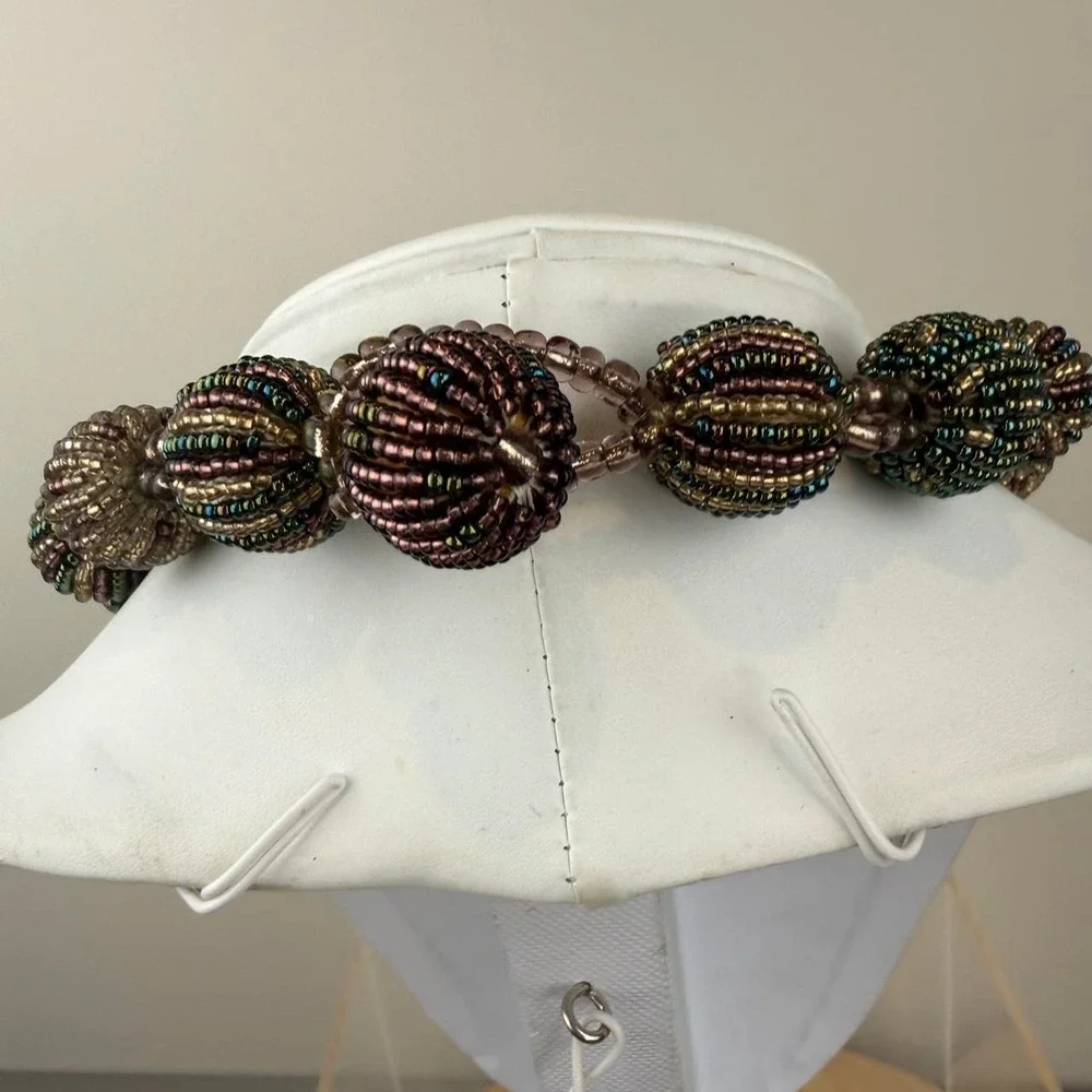 Others Follow seed bead